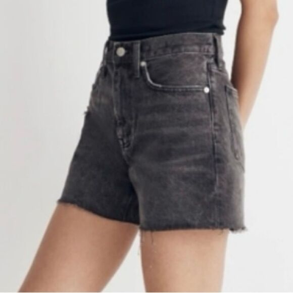Madewell Pants - Madewell High Rise Denim Shorts Size 26
